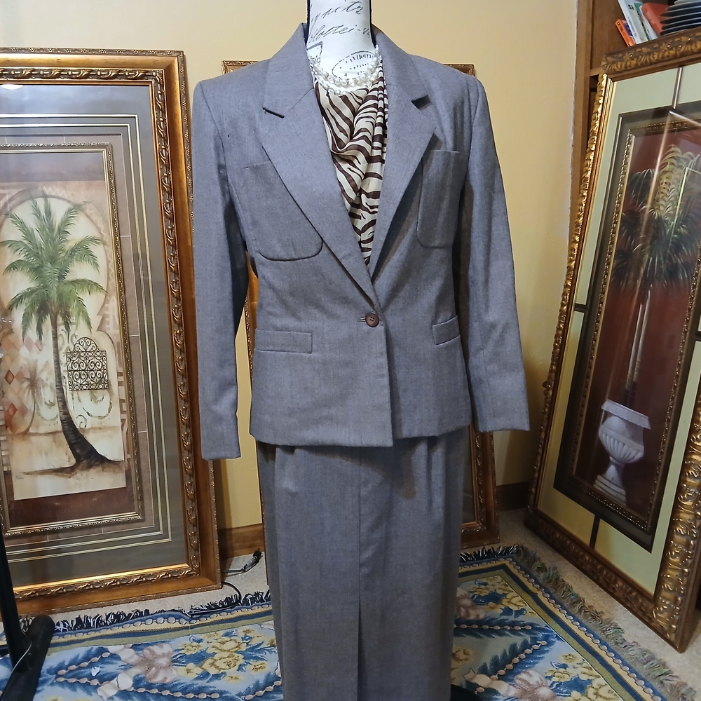 ILGWU, Ladies 2 Piece Wool Suit